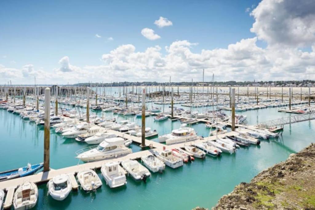 Ferienwohnung 50M De La Plage: Studio Au Coeur Du Centre ! Saint-Cast-le-Guildo Exterior foto